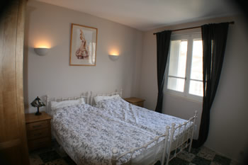 Bedroom 4, twin with en suite